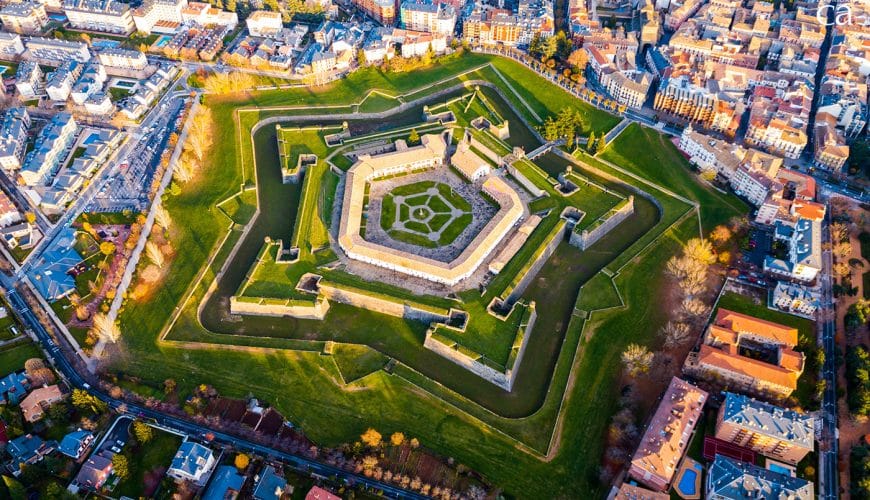 Jaca y San Juan de La Peña