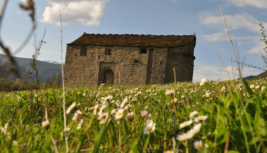 Iglesias de Serrablo