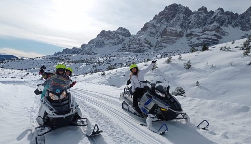 Motos de nieve Acción Pirineos